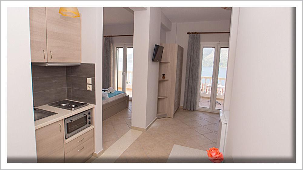 Blue Bay Apartments Сивота Экстерьер фото